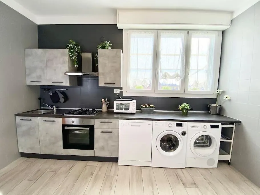 Attico Costa 17 5 Minuti A Piedi Dalla Stazione Boloňa Apartmán