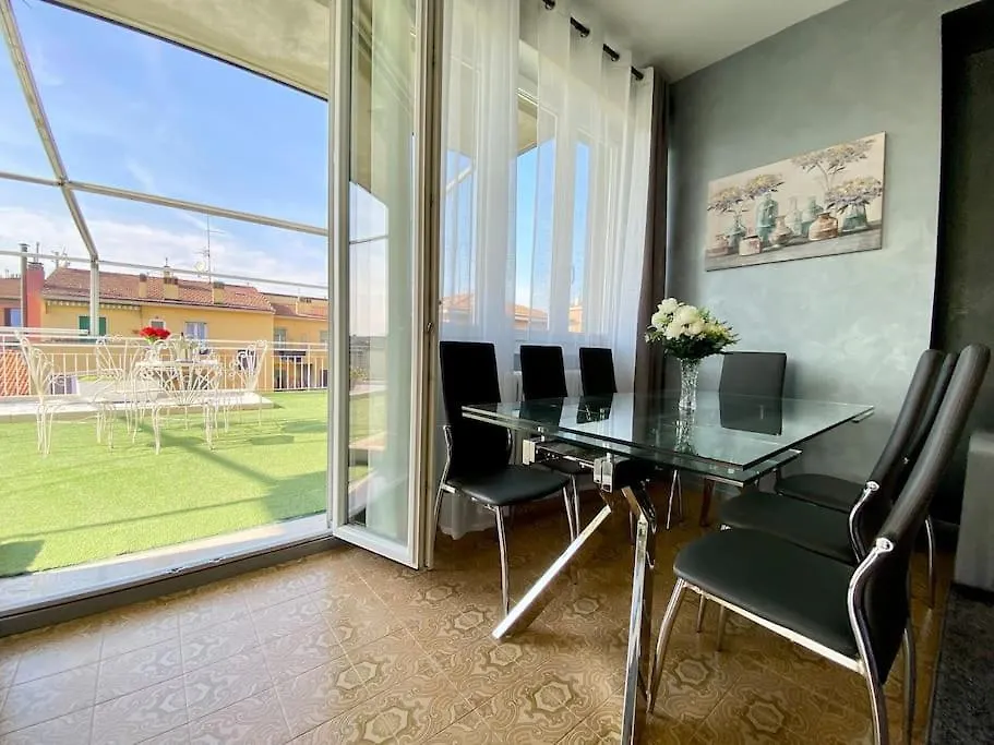 Attico Costa 17 5 Minuti A Piedi Dalla Stazione Boloňa Apartmán